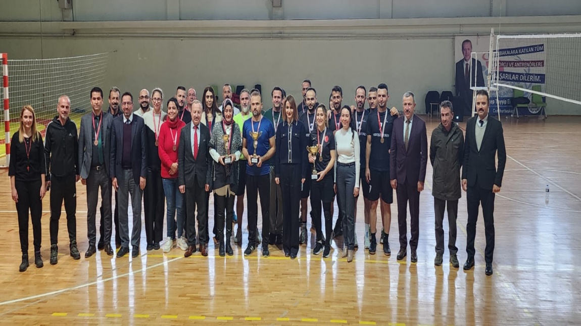 Kurumlar Arası Voleybol Turnuvası Tamamlandı